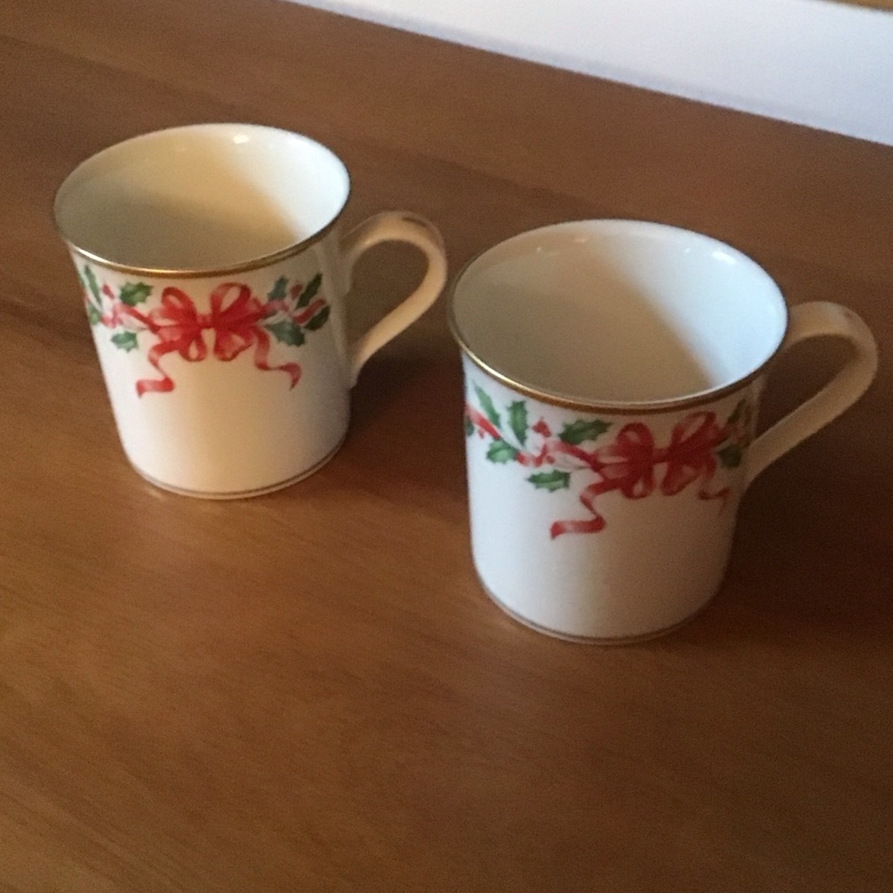 Set of 2 Lenox Holiday Gold (Red Ribbon Accent) mugs